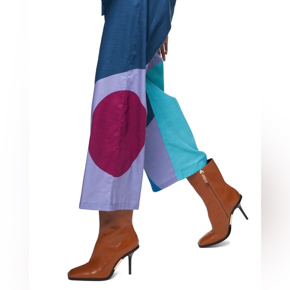 The Kit Issa Jumpsuit | Ocean Cut Paper - Picture 2 of 6